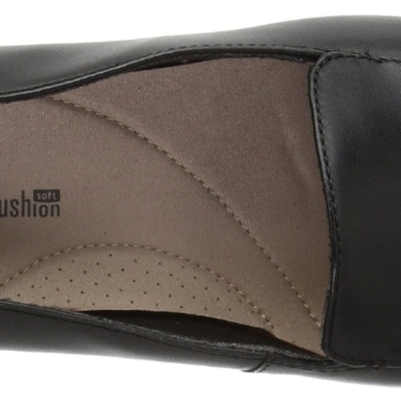 Clarks Juliet Lora Black Loafer - Picture 5 of 9